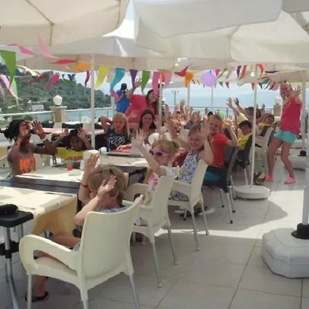 Corendon Iassos Modern Resort Hotel Daire
