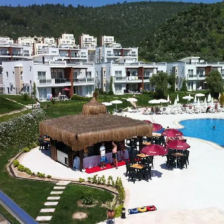 Corendon Iassos Modern Resort Hotel Apartment Gulluk